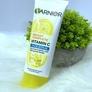 Garnier Vitamin C Face Scrub